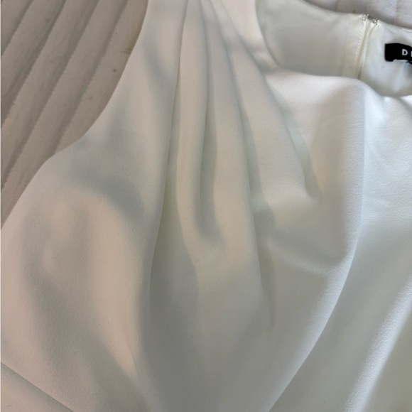 DKNY Ivory Sleeveless Draped Sheath Dress Size 8 Classic Elegant White - Picture 4 of 9